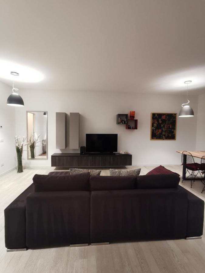 La Casa Di Greta Leilighet Monza Eksteriør bilde