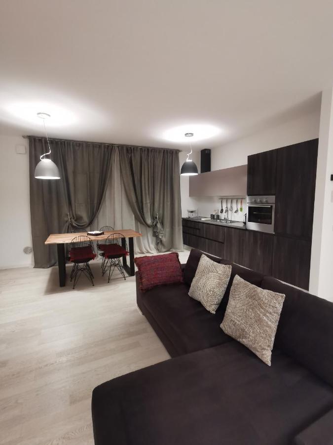 La Casa Di Greta Leilighet Monza Eksteriør bilde